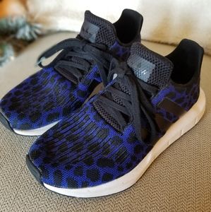 ❌SOLD❌ adidas cheetah (size 7)